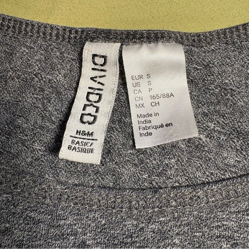 H&M basic tank top - Picture 5 of 5
